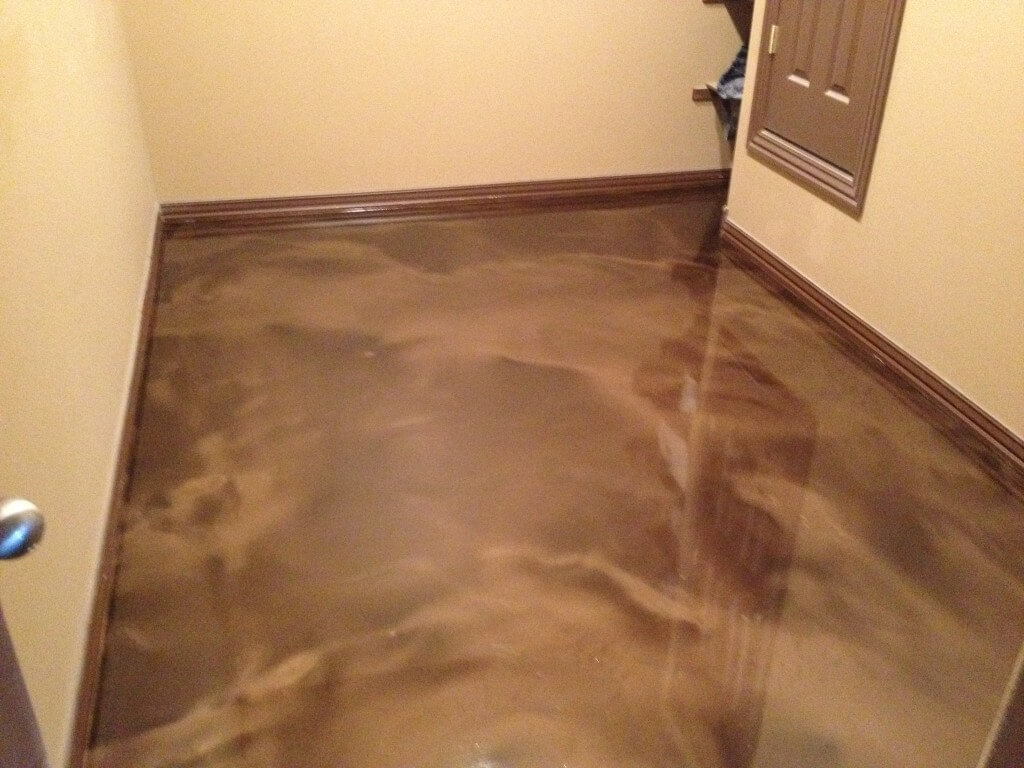 Concrete garage floor epoxy contractor for your home or shop garage floors